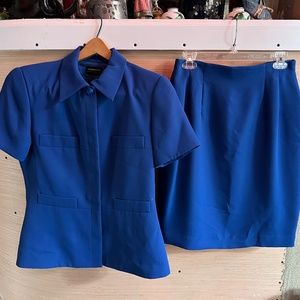 Liz Claiborne short sleeve skirt suit size 10